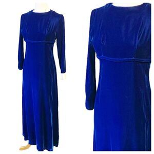 Vintage Lorrie Deb Royal Blue Long Sleeve Velvet Dress with Lace Cuffs - Size 4